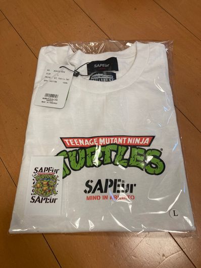 サプールタートルズTシャツ