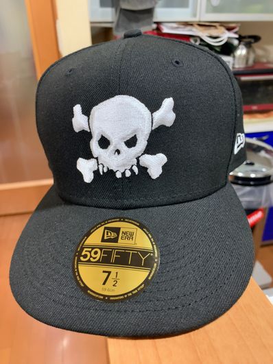 Supreme Skull New Era® "Black"