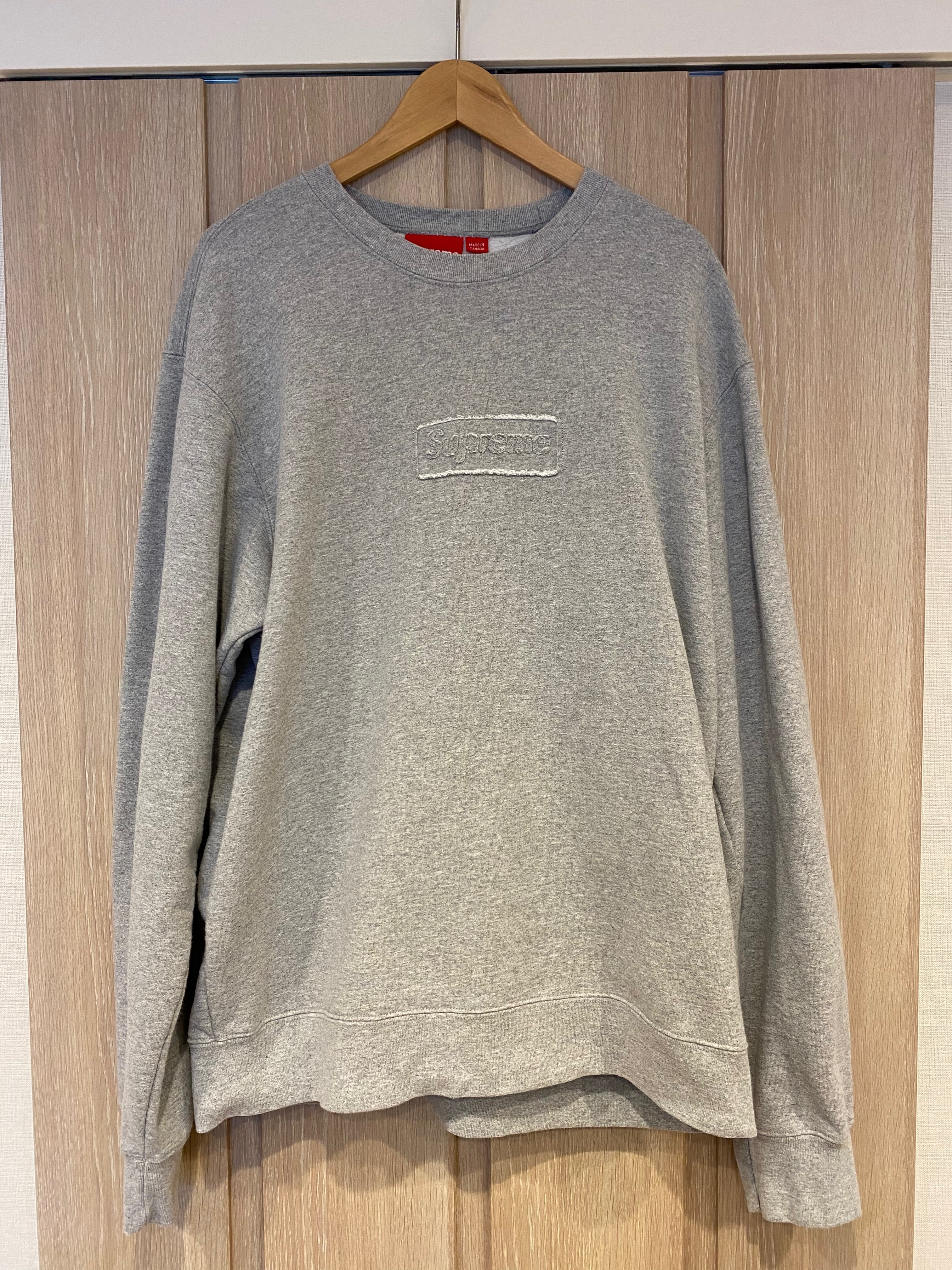 Supreme Cutout Logo Crewneck "Grey"