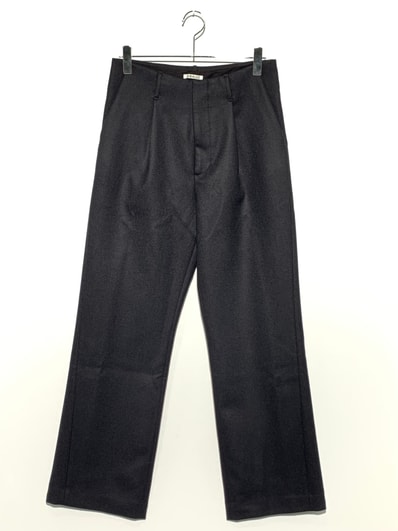 AURALEE Light Melton One-Tuck Slacks "Dark Charcoal"