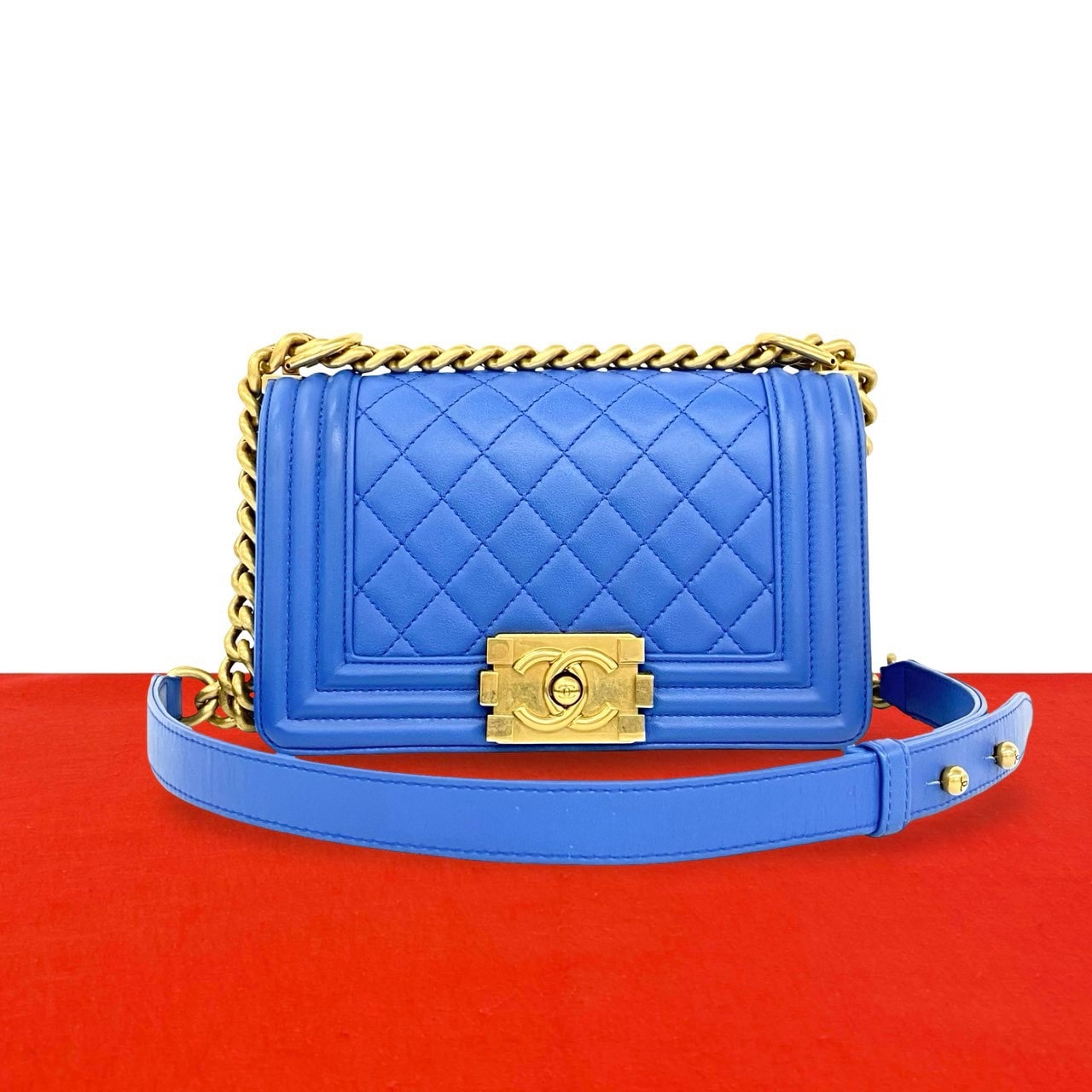 CHANEL シャネル ボーイシャネル ココマーク 金具 ラムスキン ショルダーバッグ ブルー
41744