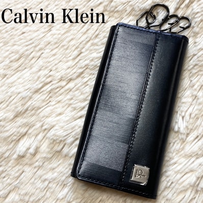 未使用極美品 カルバンクライン 近モデル 4連 キーケース レザー ブラック