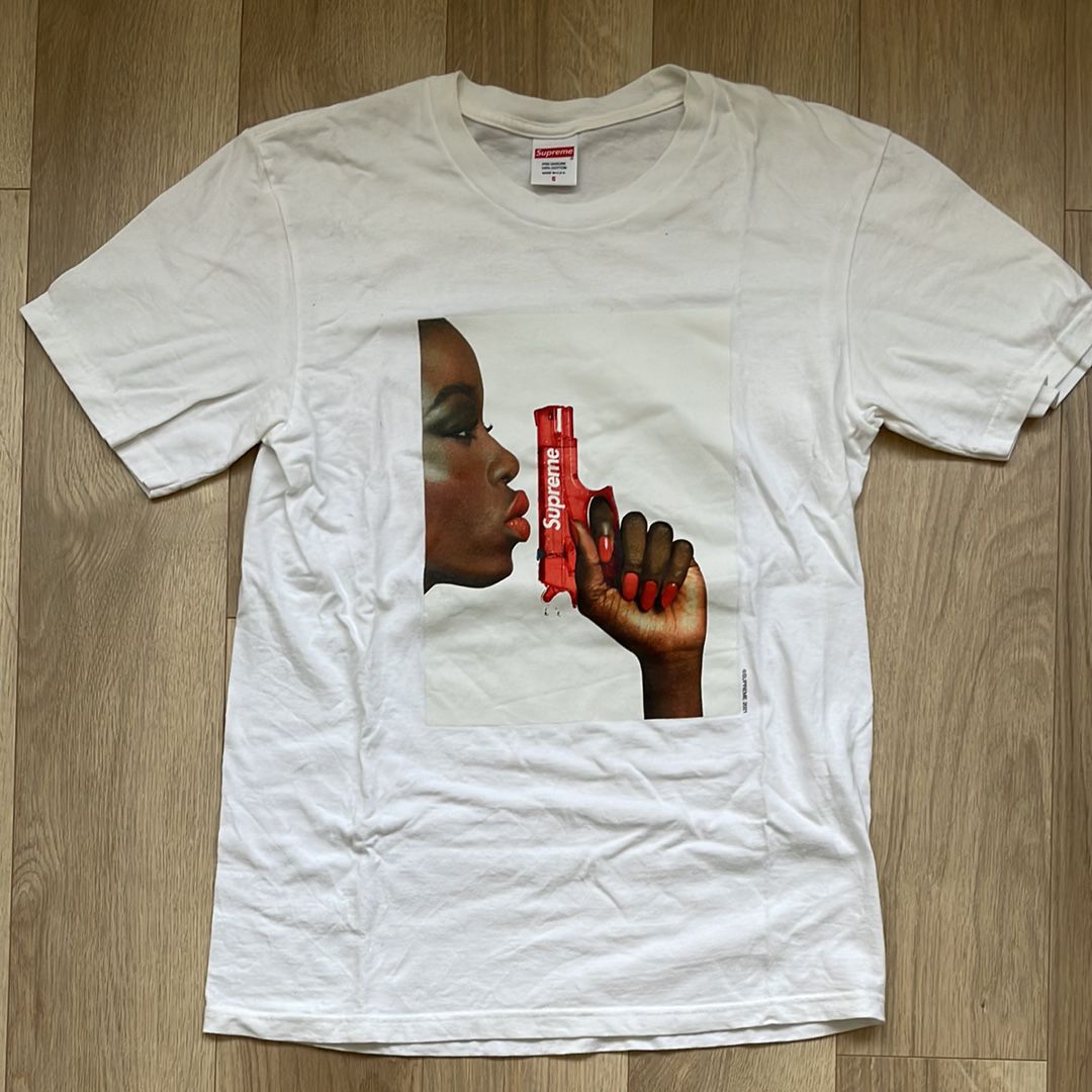 Supreme Water Pistol Tee "White"