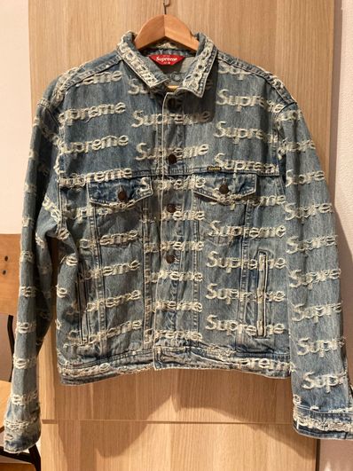 Supreme Frayed Logos Denim Trucker Jacket "Blue"