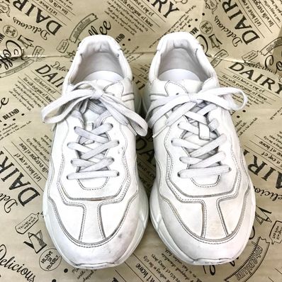 グッチ スニーカー ベージュ レザー S2137