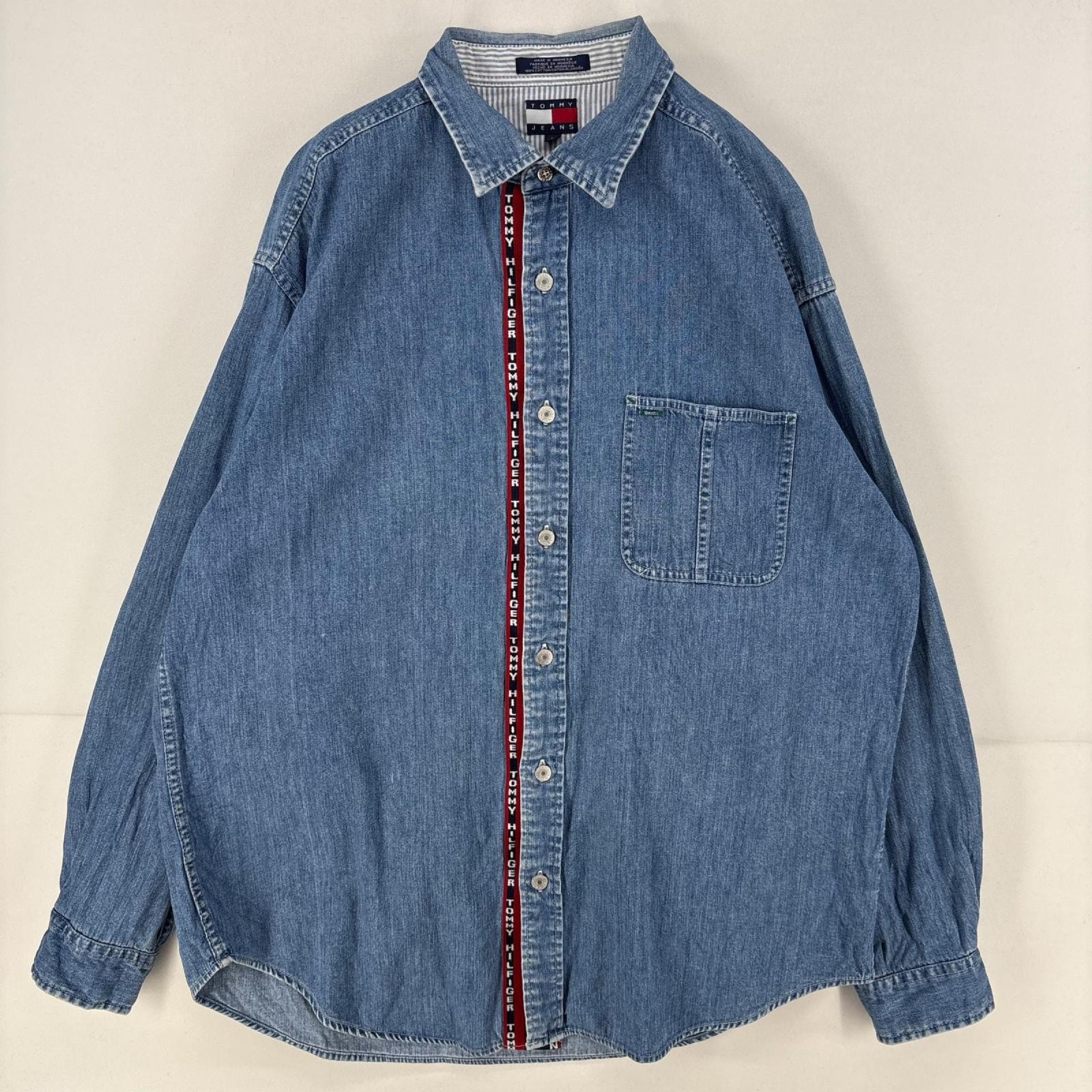 古着 90's/90年代 トミーヒルフィガー TOMMY HILFIGER デニム 長袖シャツ 胸ポケット JEANS ロゴ L  ブルー メンズ