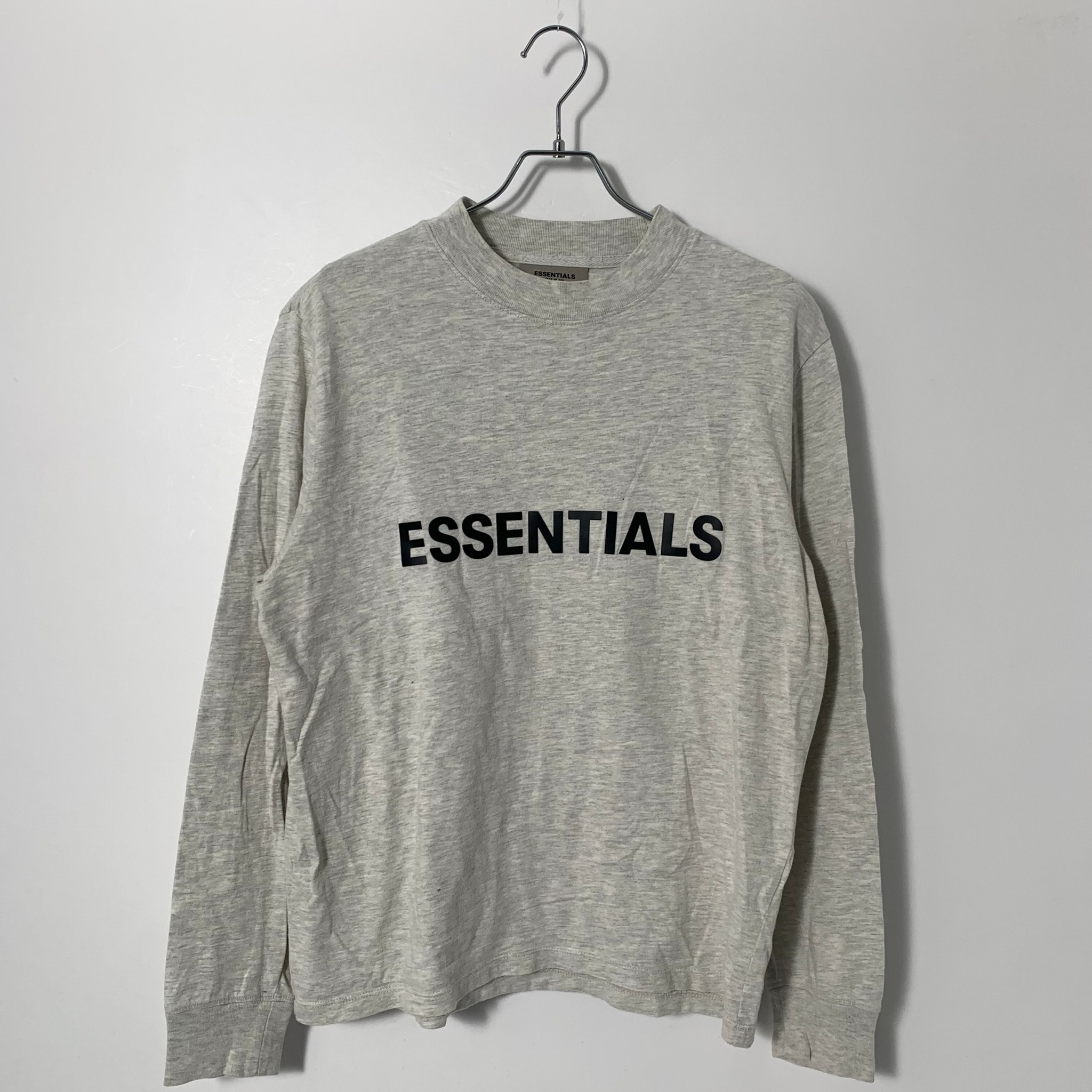 FEAR OF GOD ESSENTIALS 3D Silicon Applique Boxy Long Sleeve T-shirt "Grey"