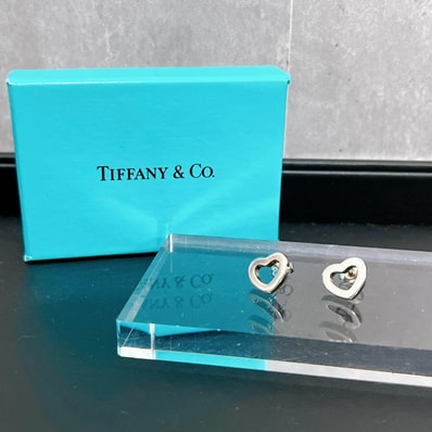 【TIFFANY & Co.】ティファニー エルサペレッティ オープンハート ピアス スタッド 両耳 シルバー925 キャッチ ハート 箱付き レディース
