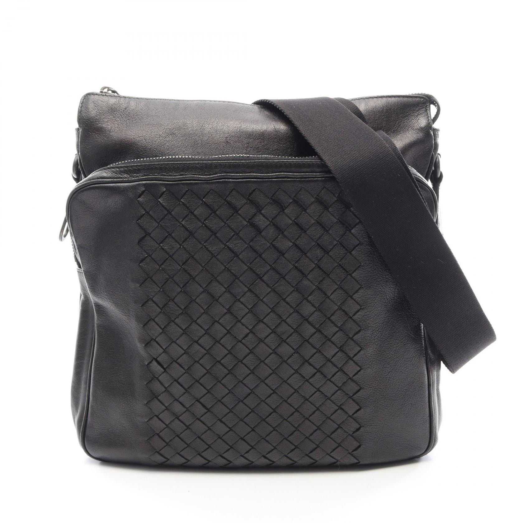 ボッテガヴェネタ BOTTEGA VENETA イントレチャート ショルダーバッグ バッグ レザー メンズ ブラック系 【中古】