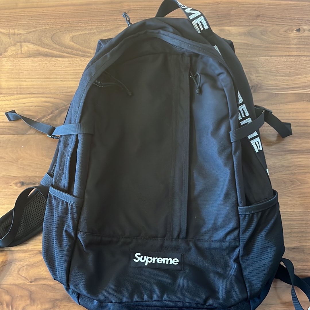 Supreme 18SS Backpack "Black"