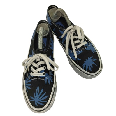 Premium Authentic Mono Black ローカットスニーカー【1143541330775】