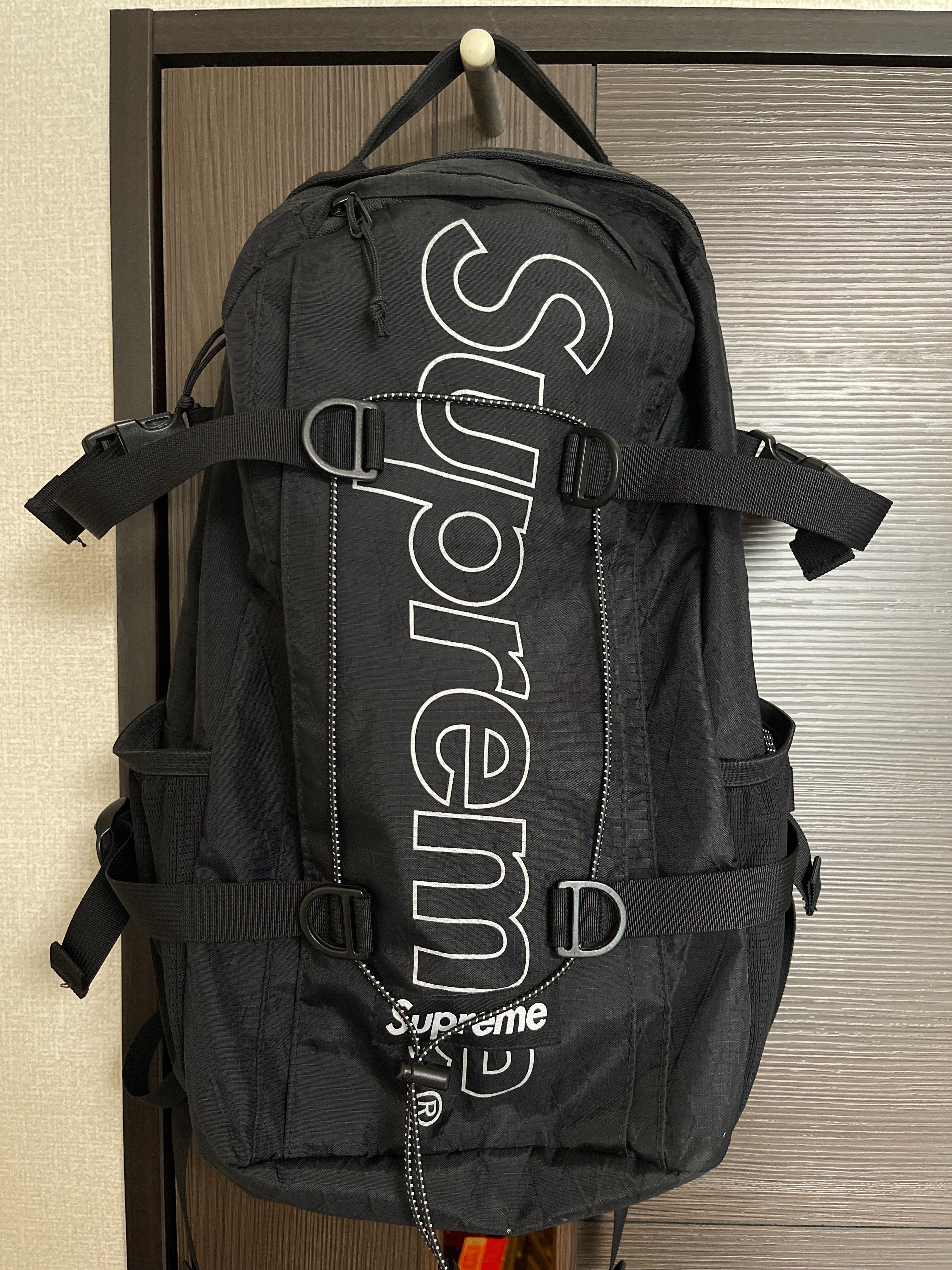 Supreme 18FW Backpack "Black"