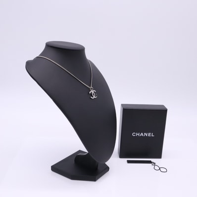 美品 CHANEL シャネル ココマーク ネックレス コメ有 - ネックレス シルバー ブラック メタル、ブラックストーン レディース