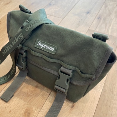 Supreme 25SS Mini Messenger Bag "Olive"