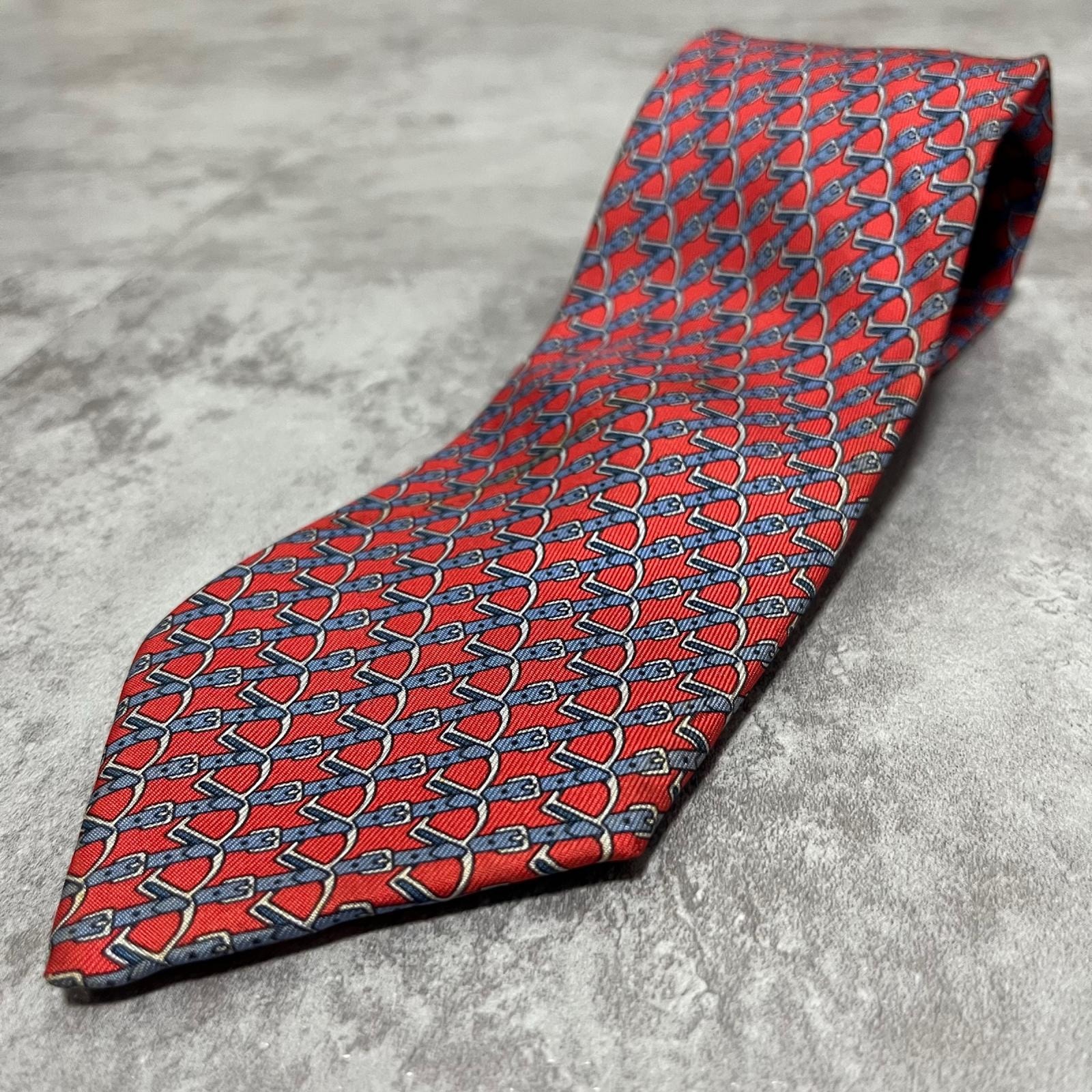 【HERMES】エルメス ネクタイ 鐙 アブミ スティラップ バックル 馬具柄 総柄 レッド ブルー グレー フランス製 メンズ ヴィンテージ 希少