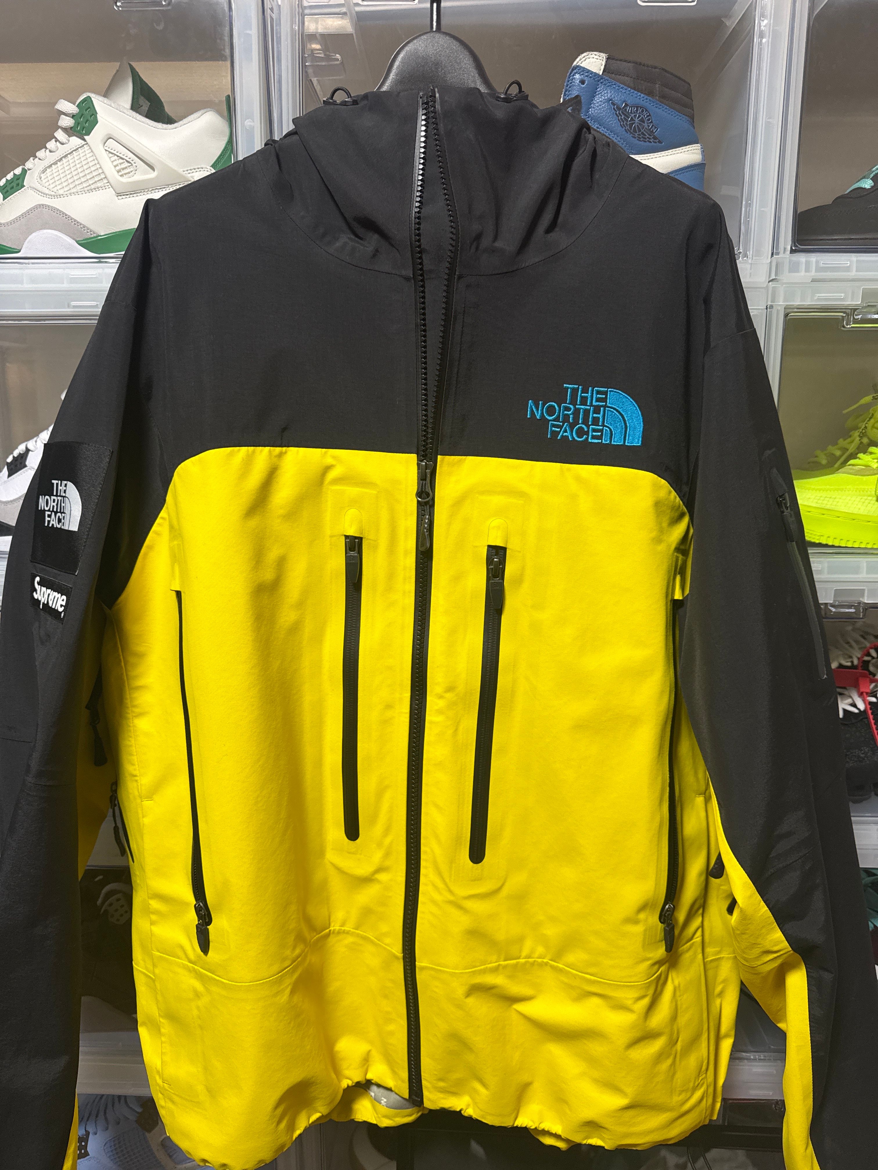 Supreme x The North Face Taped Seam Shell Jacket "Yellow"