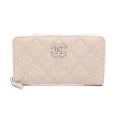 シャネル CHANEL ウルトラステッチ ラウンド長財布 財布 レザー レディース ベージュ系 【中古】