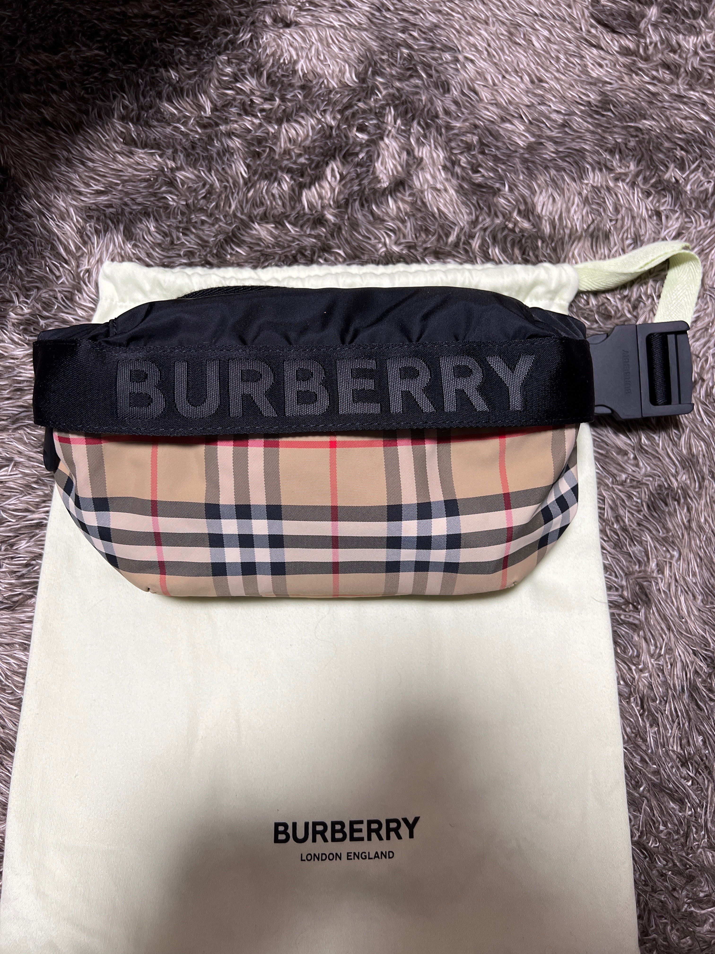 バーバリー ミディアムヴィンテージチェック バムバッグ