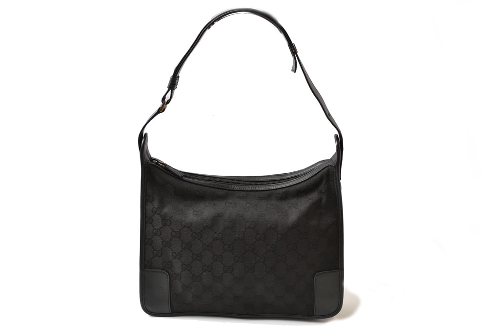 グッチ ショルダーバッグ GUCCI ヴィンテージ バッグ/肩掛け/ワンショルダー GGキャンバス 001 4205 GGブラック レディース【中古】