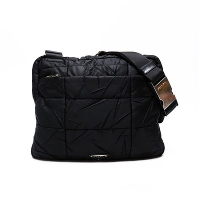 プラダ PRADA ナイロン メッセンジャーバッグ ショルダーバッグ【中古】
