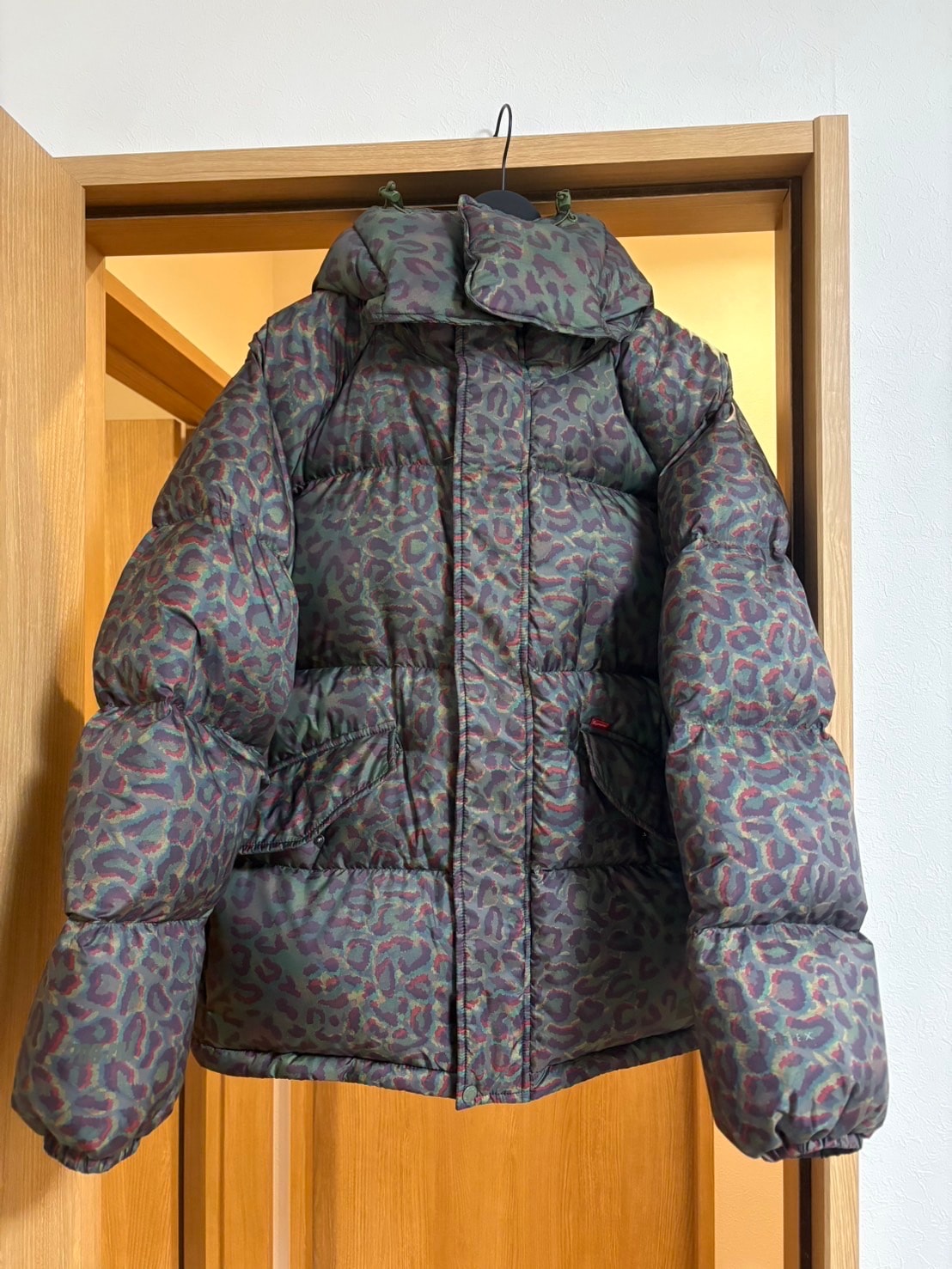 Supreme 700-Fill Down Lightweight Puffer Jacket "Leopard"