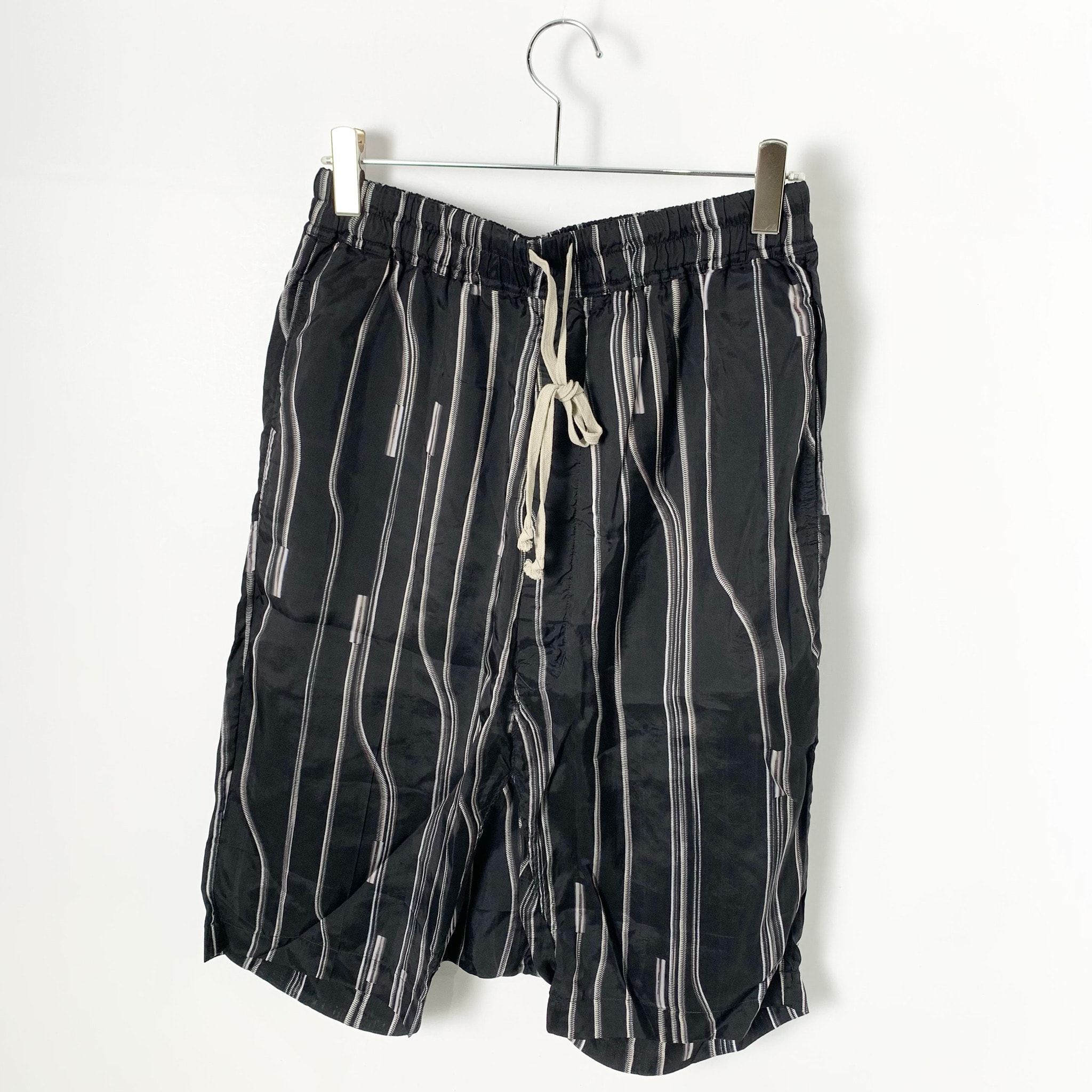Rick Owens Rick's Pods Stripe-Pattern Drawstring Shorts "Black"
