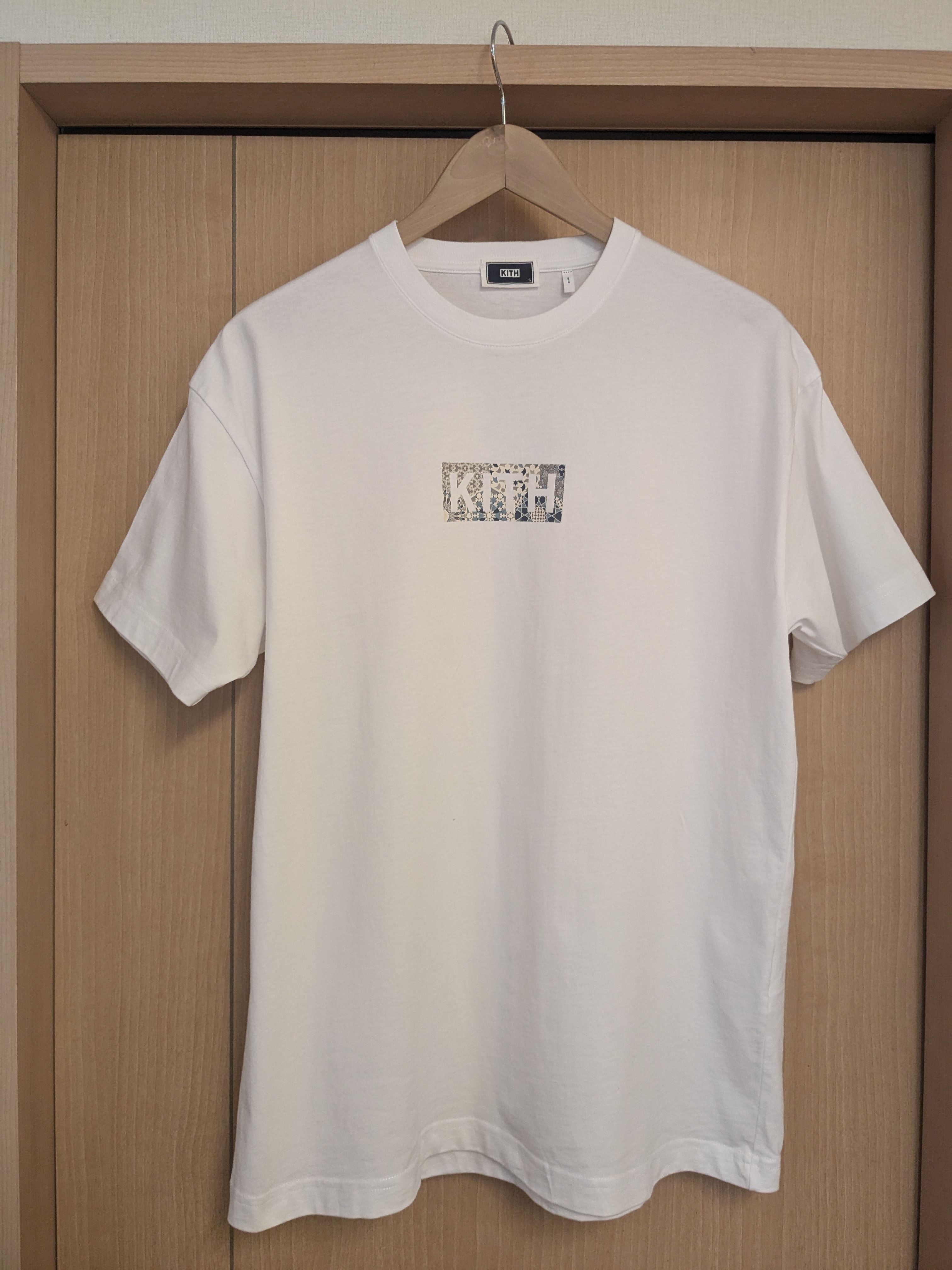 Kith Canvas Tile Box Logo Tee "White"