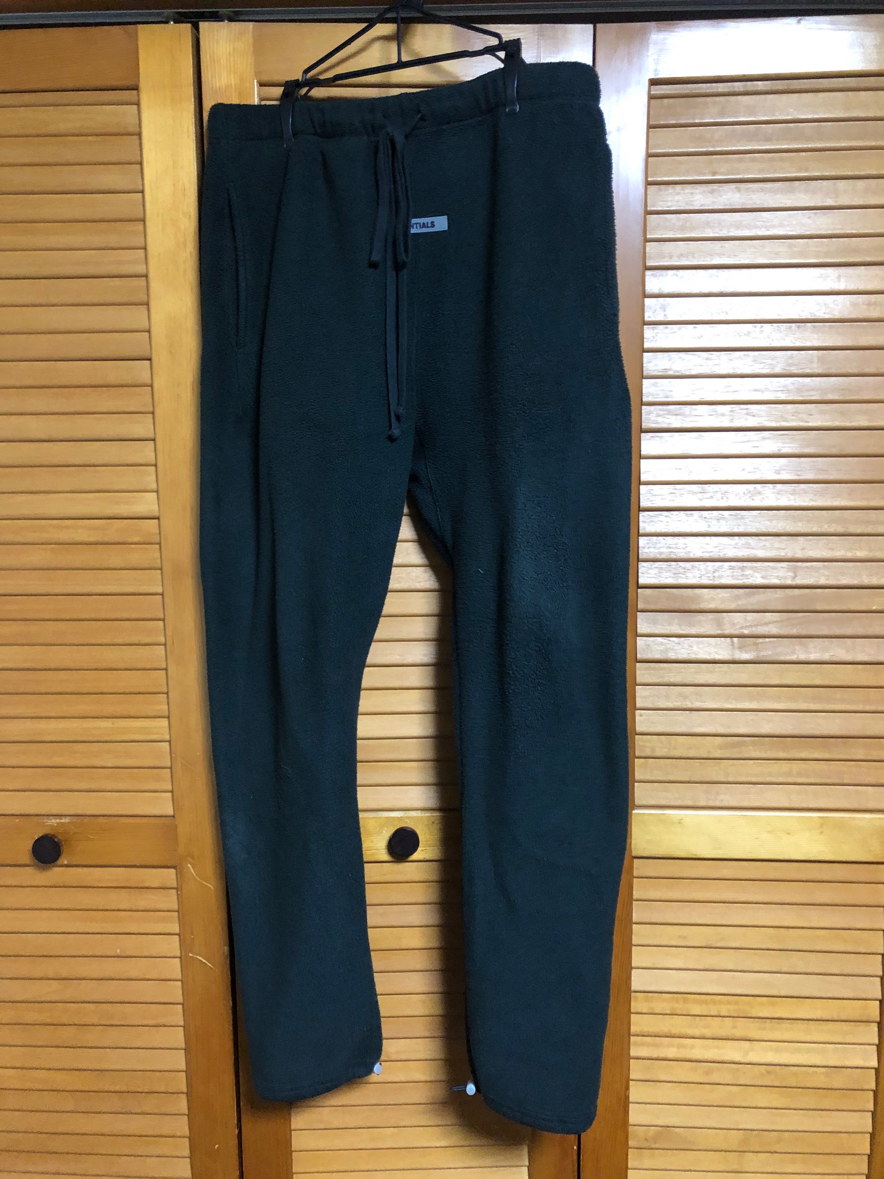 FEAR OF GOD ESSENTIALS Polar Fleece Sweatpants "Black"