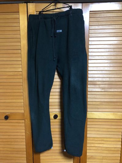 FEAR OF GOD ESSENTIALS Polar Fleece Sweatpants "Black"