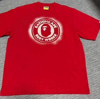 A BATHING APE Spray Print Busy Works Relaxed Fit Tee "Red"