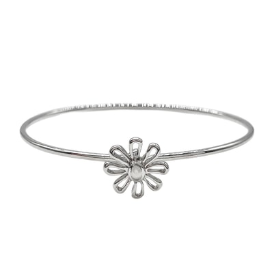 TIFFANY&Co. ティファニー デイジーフラワー ブレスレット
バングル デイジーフラワー SV925 シルバー 新品仕上済 レディース
【中古】