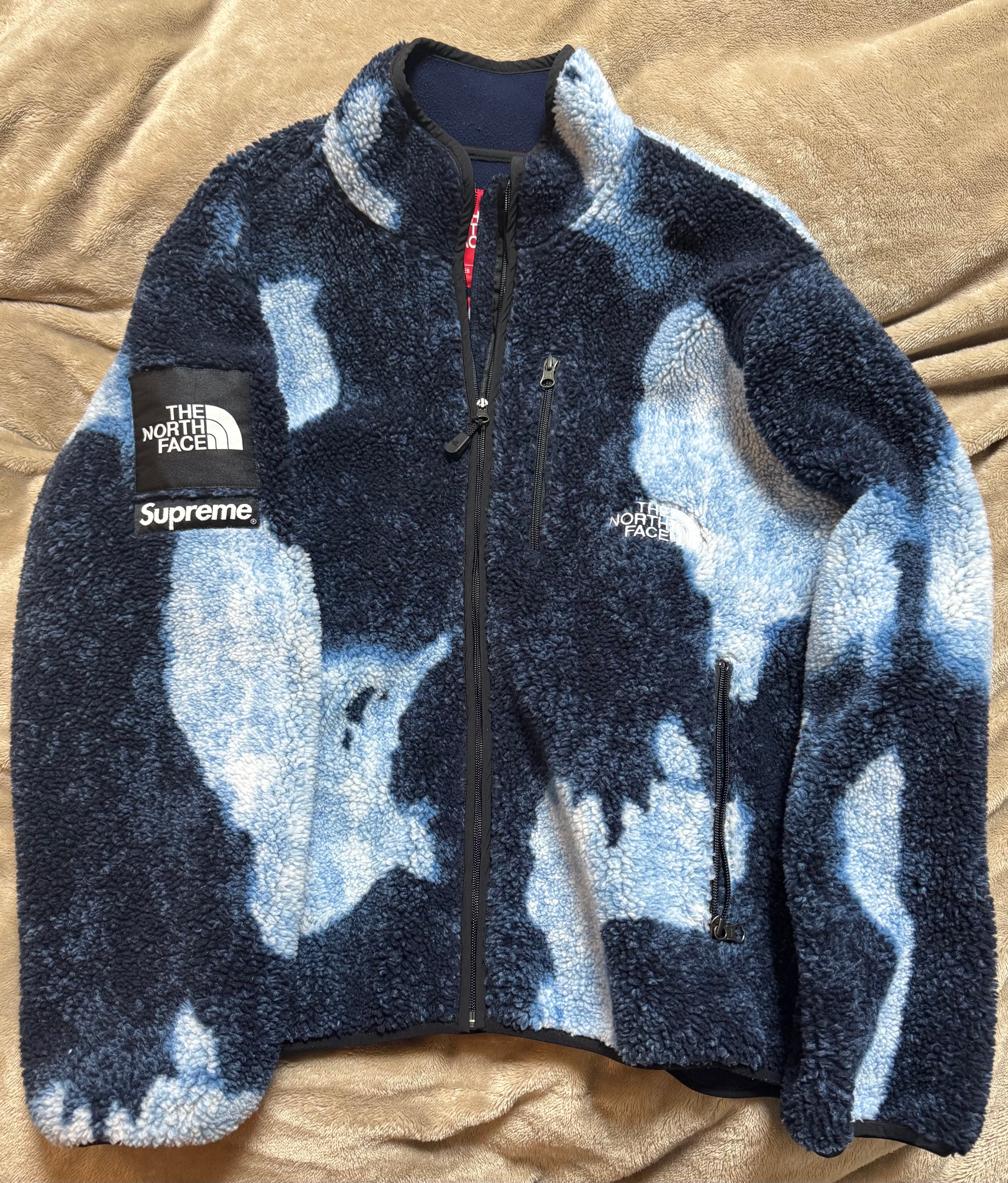 Supreme x The North Face Bleached Denim Print Fleece Jacket "Indigo"