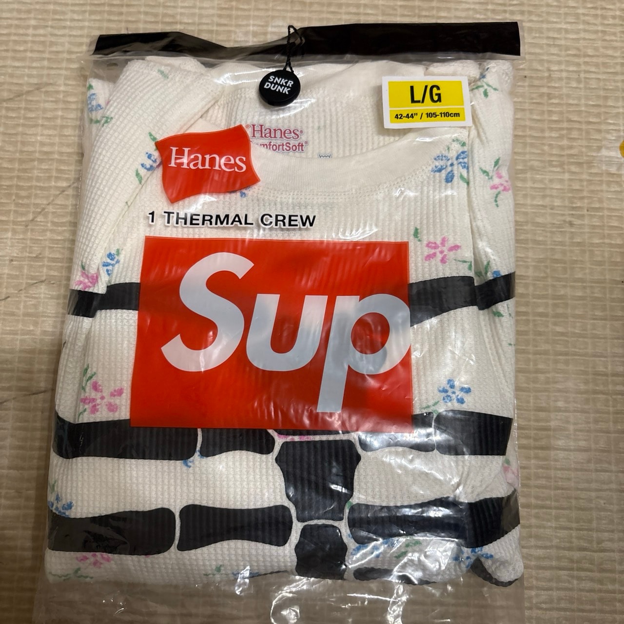 Supreme x Hanes Bones Thermal Crew (1 Pack) "Floral"