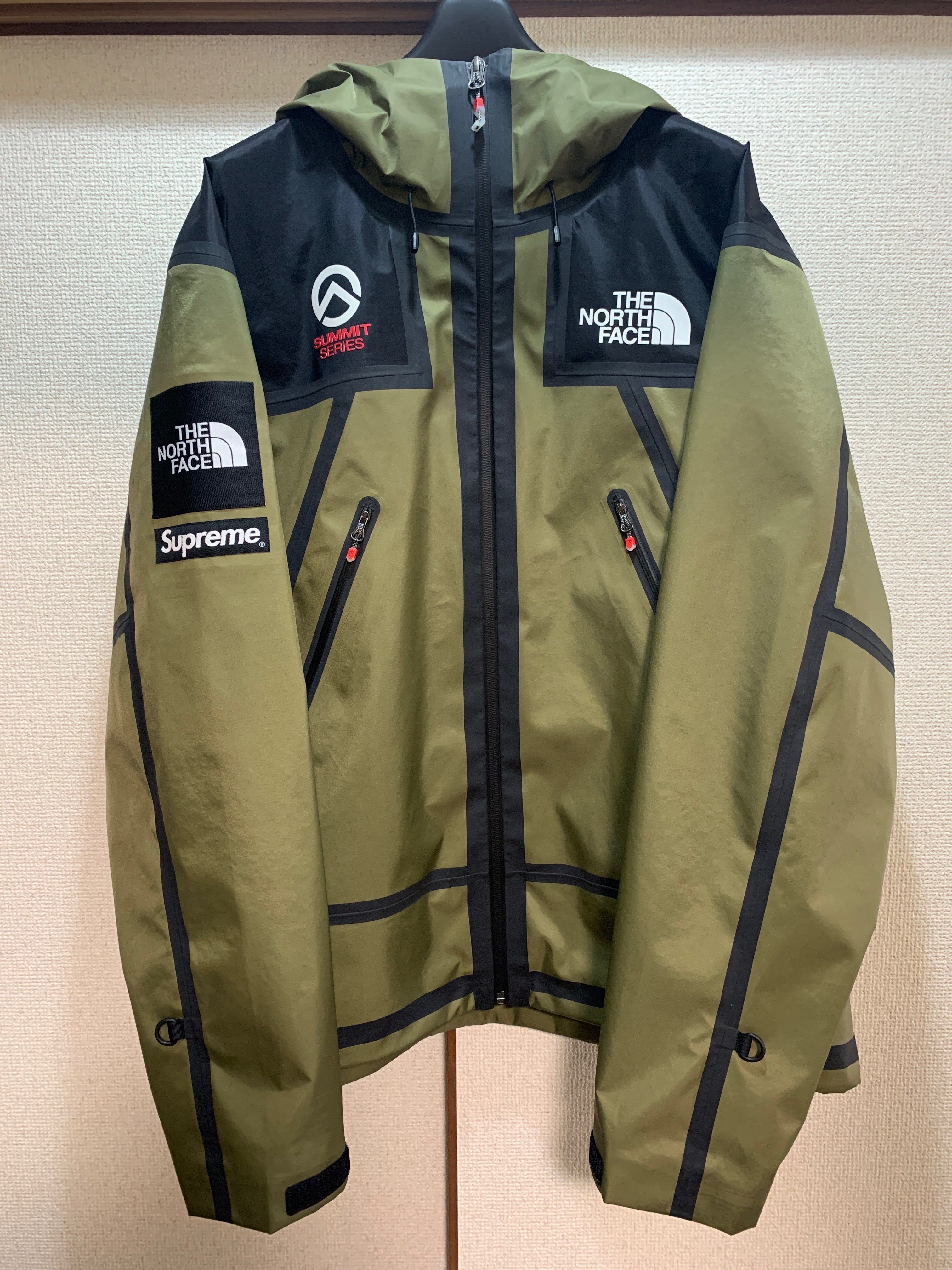Supreme x The North Face Summit Series Outer Tape Seam Shell Jacket "Olive"