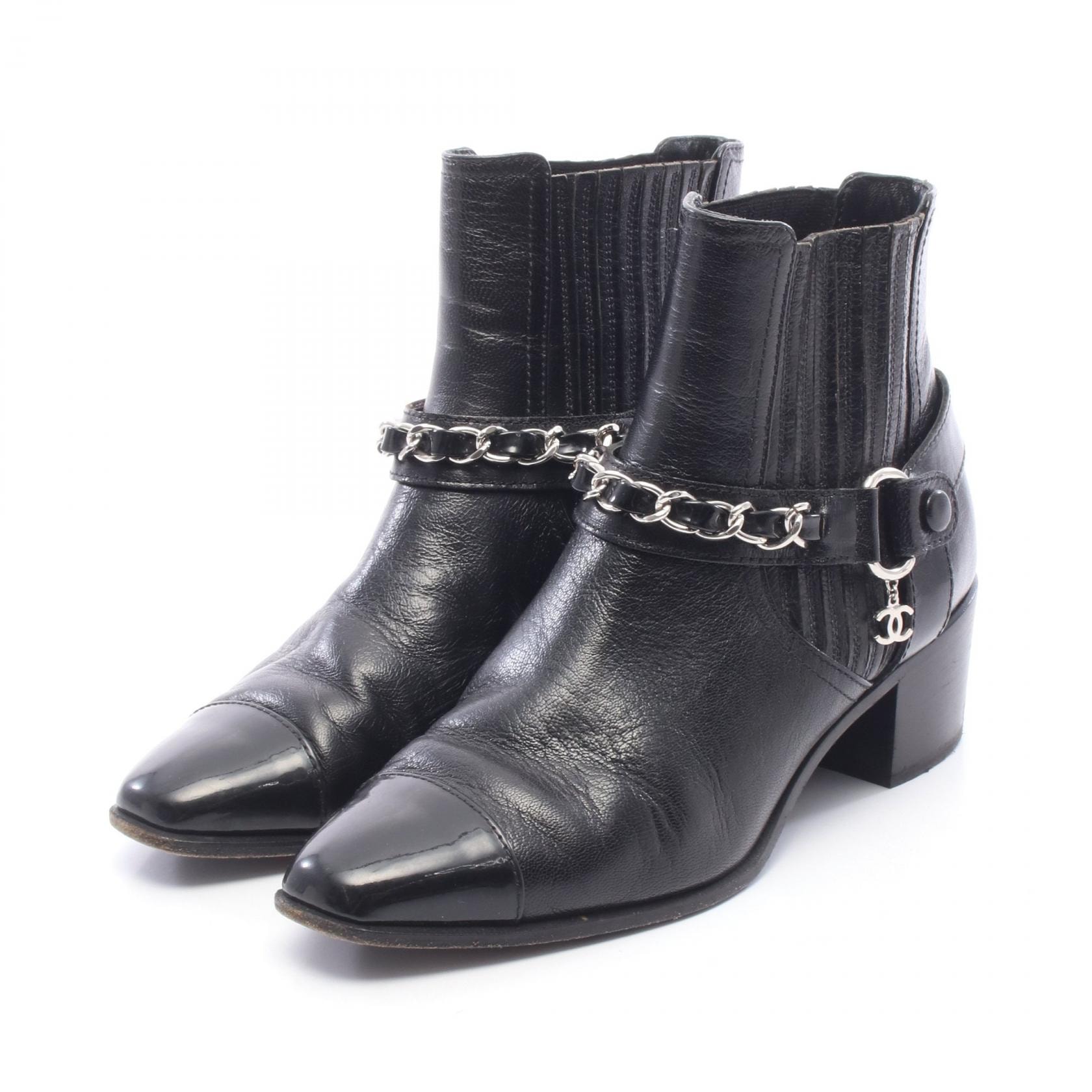 シャネル CHANEL ココマーク チェーン ショート ブーツ 靴 レザー パテントレザー レディース ブラック系 【中古】