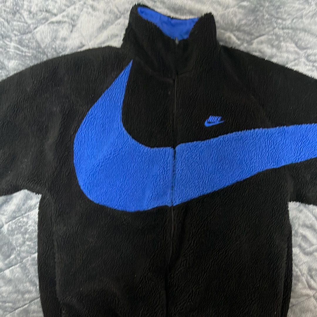 Nike Big Swoosh Reversible Boa Jacket "Black Game Royal"