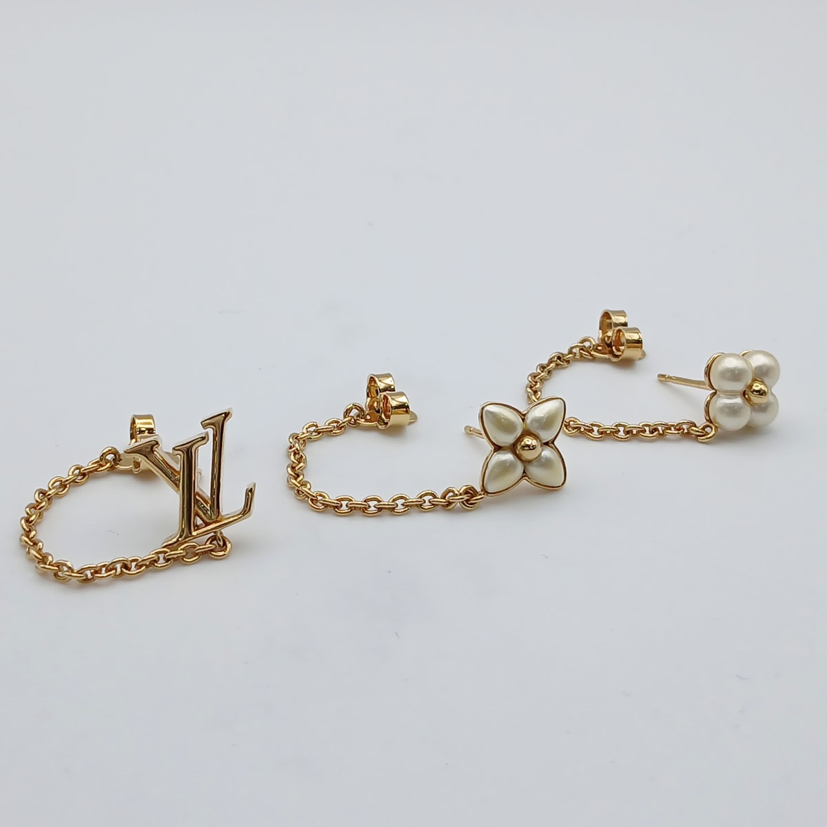 LOUIS VUITTON ルイ・ヴィトン LV フローラグラム ピアス 3個セット M03015 メタル ゴールド ホワイト レディース【中古】