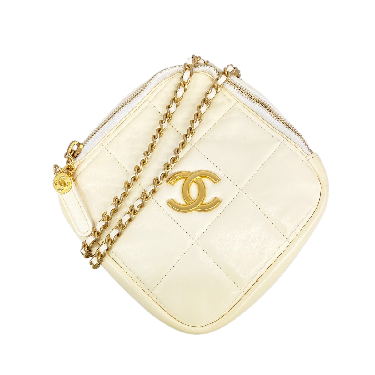 【6ie7242】シャネル ショルダーバッグ マトラッセ チェーンショルダー ラムスキン ホワイト ゴールド金具【中古】レディース