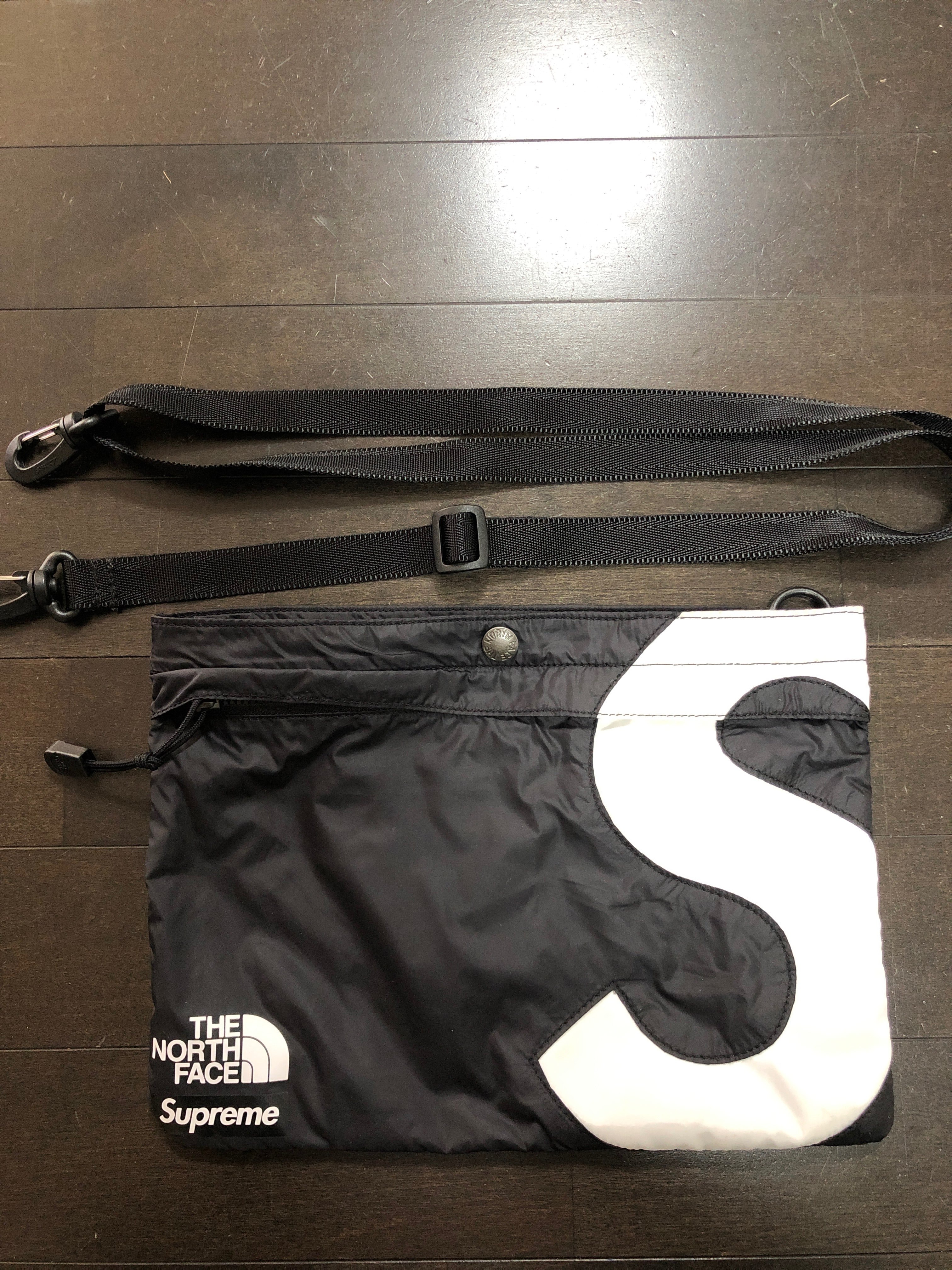 Supreme x The North Face S Logo Shoulder Bag "Black"