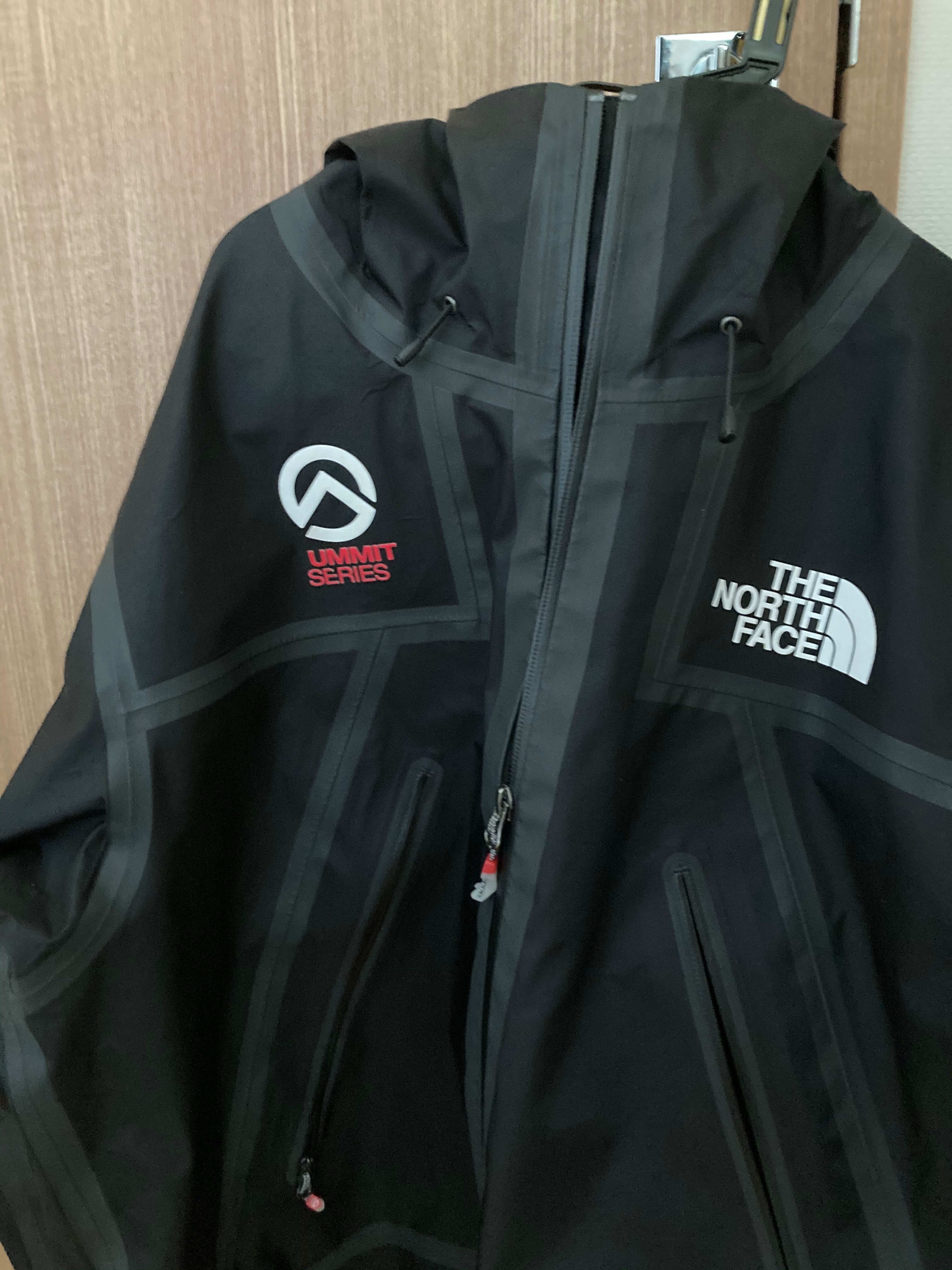 Supreme x The North Face Summit Series Outer Tape Seam Shell Jacket "Black"