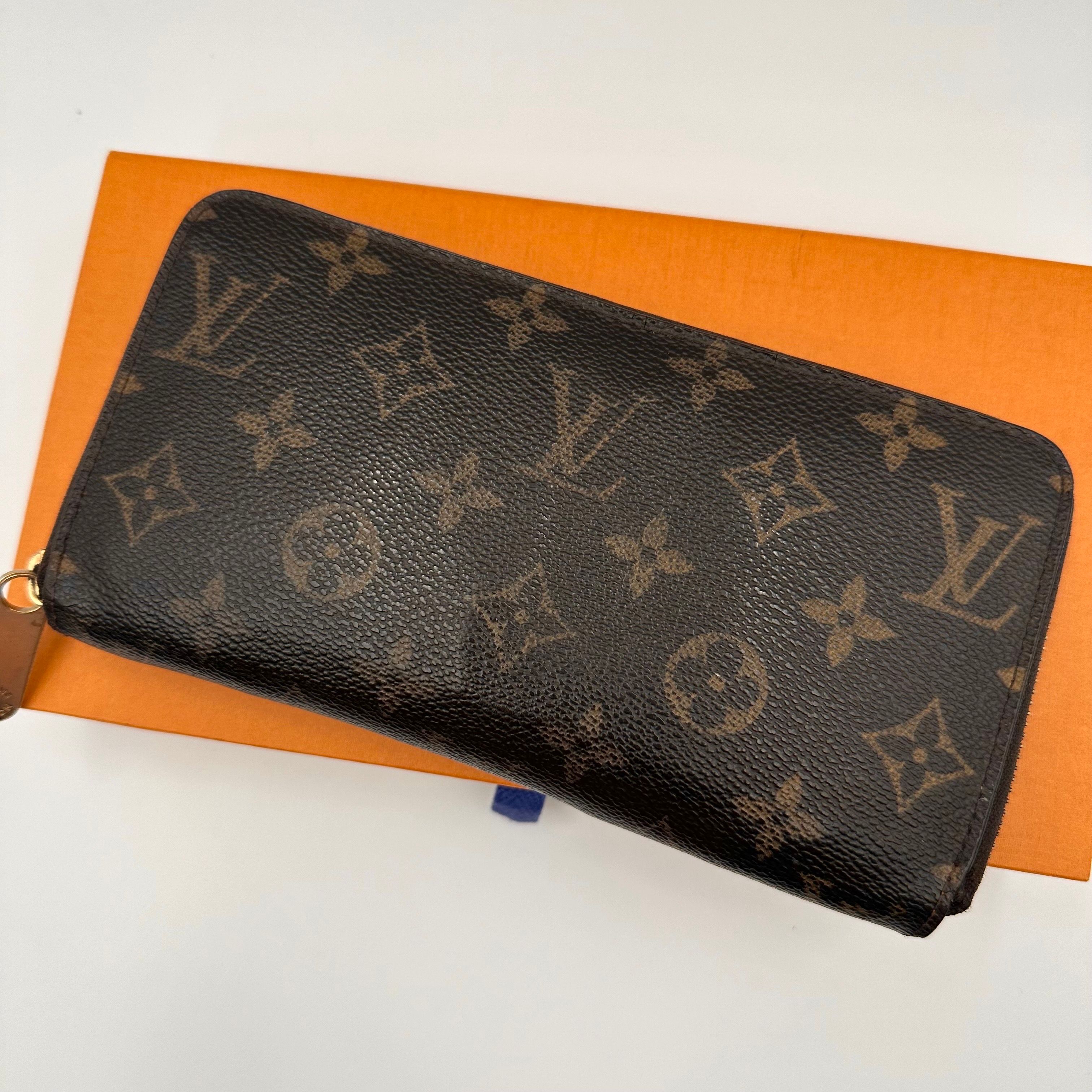 Louis Vuitton Zippy Wallet Monogram