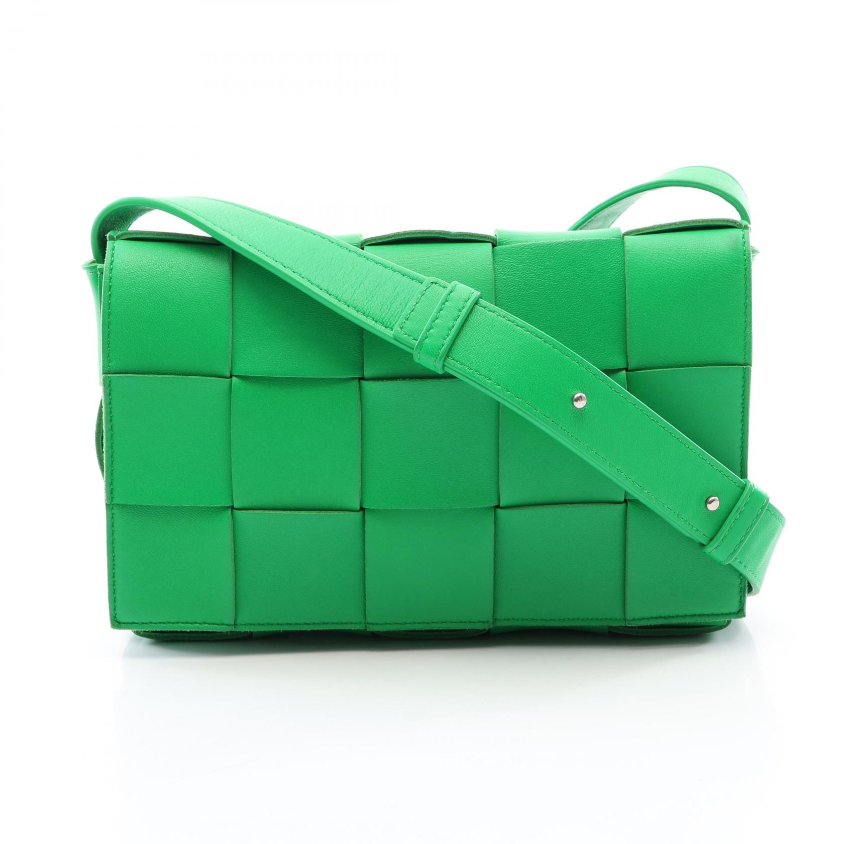 ボッテガヴェネタ BOTTEGA VENETA カセット クロスボディ マキシイントレチャート ショルダーバッグ バッグ レザー レディース グリーン系 【中古】