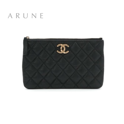 シャネル CHANEL ポーチ ブラック 黒 ゴールド ココマーク マトラッセ フラットポーチ スリムポーチ