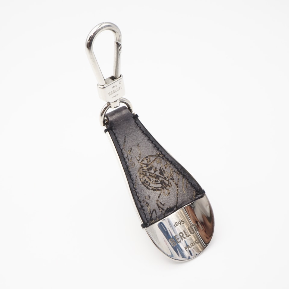 美品 Berluti ベルルッティ ヴェネチアレザー フルスクリット シューホーン キーリング KR057-V2 その他ファッション雑貨 グレー ヴェネチアレザー メンズ