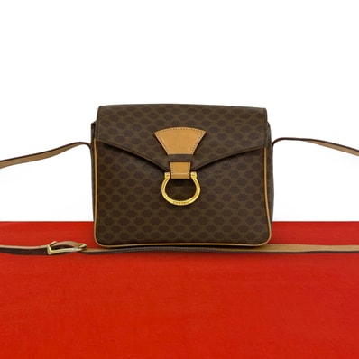 CELINE セリーヌ マカダム ブラゾン トリオンフ ロゴ 柄 レザー PVC ショルダーバッグ ブラウン
42631