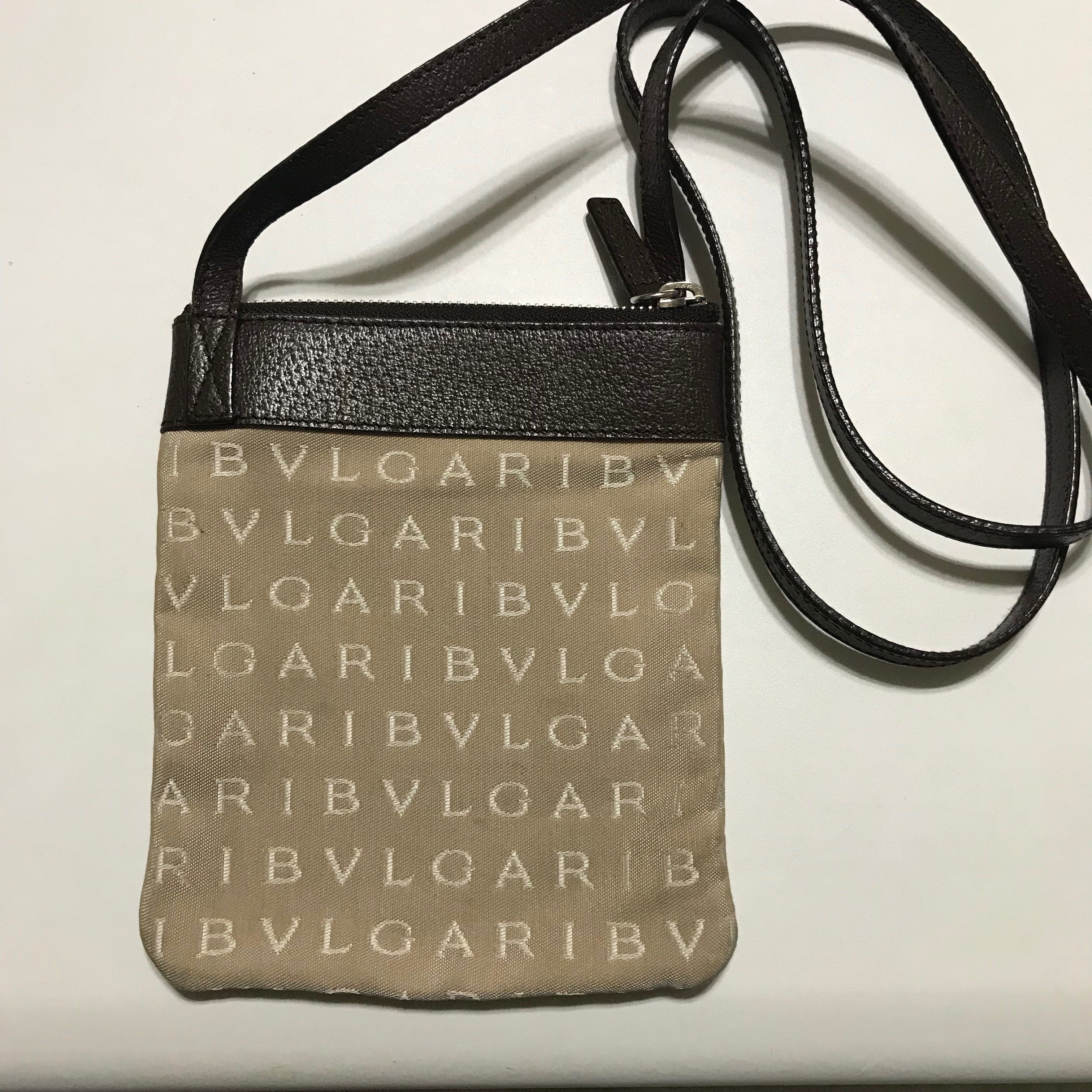 ブルガリ ロゴマニア ミニショルダー BVLGARI