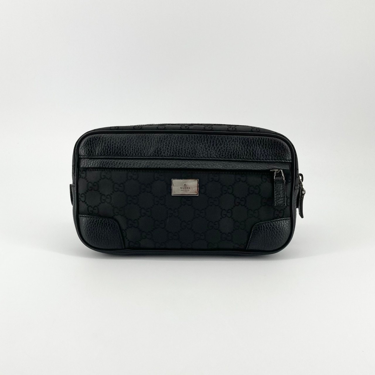 GUCCI(グッチ) GGナイロン シルバーロゴ 336672 ウエストバッグ ブラック