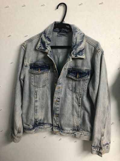FEAR OF GOD ESSENTIALS Denim Trucker Jacket "Light Indigo"