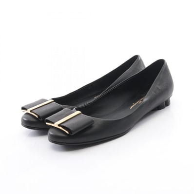 サルヴァトーレフェラガモ Salvatore Ferragamo CAPUA ヴァラリボン 靴 レザー レディース ブラック系 【中古】
