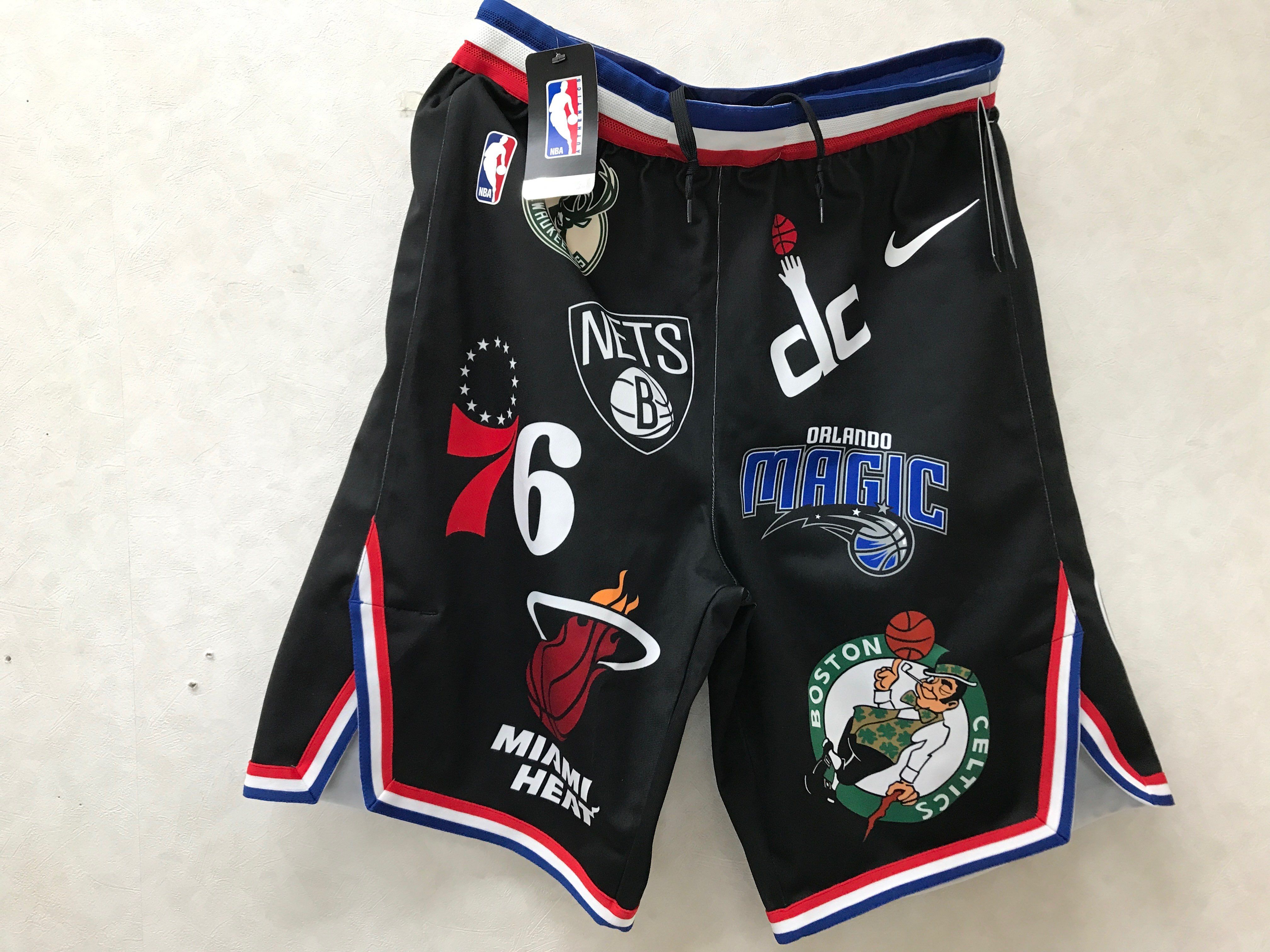 Supreme / Nike®/NBA Teams Authentic Short "Black"